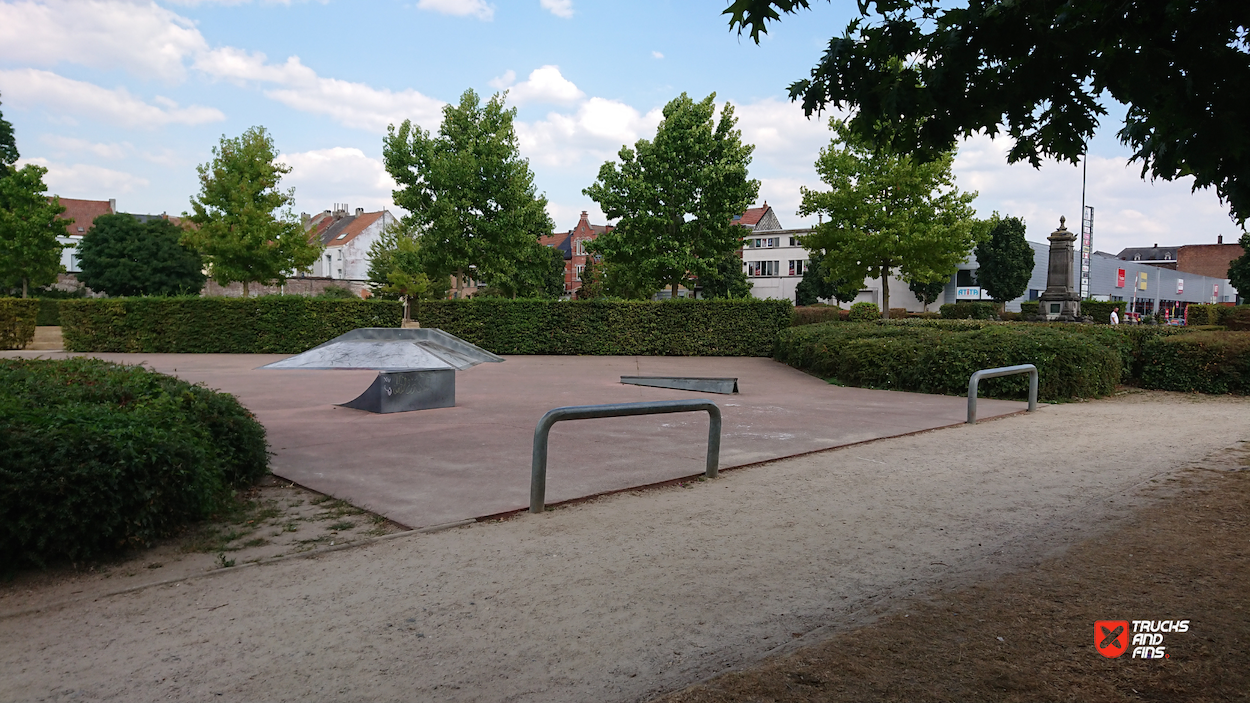 William Tyndale skatepark